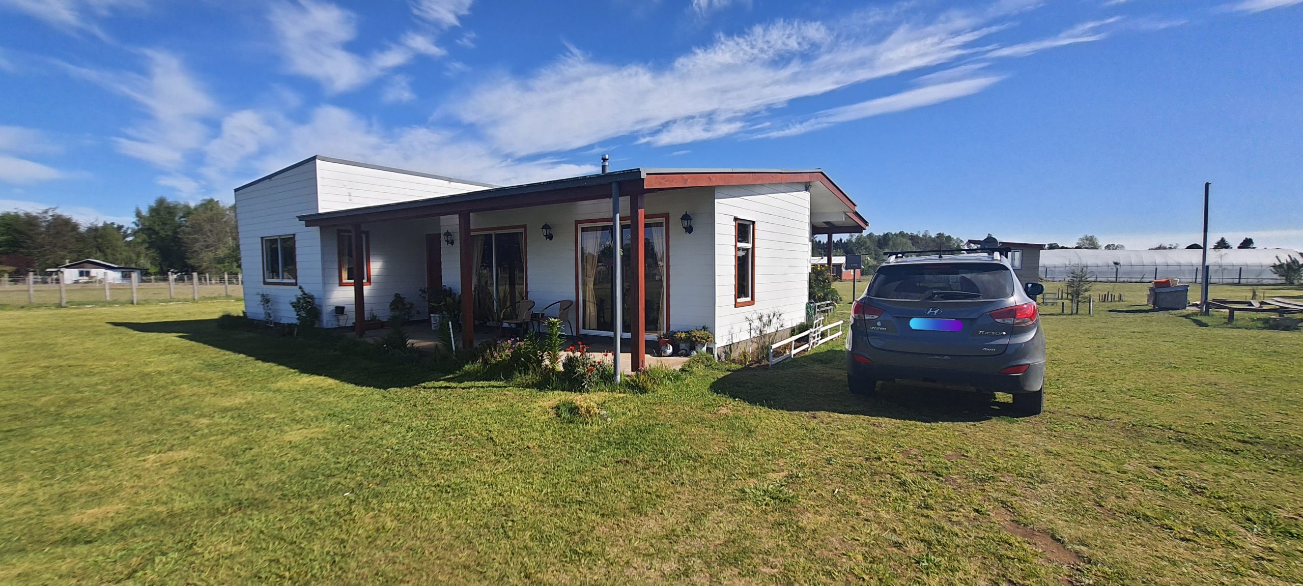 Se vende parcela con casa en sector Cudico